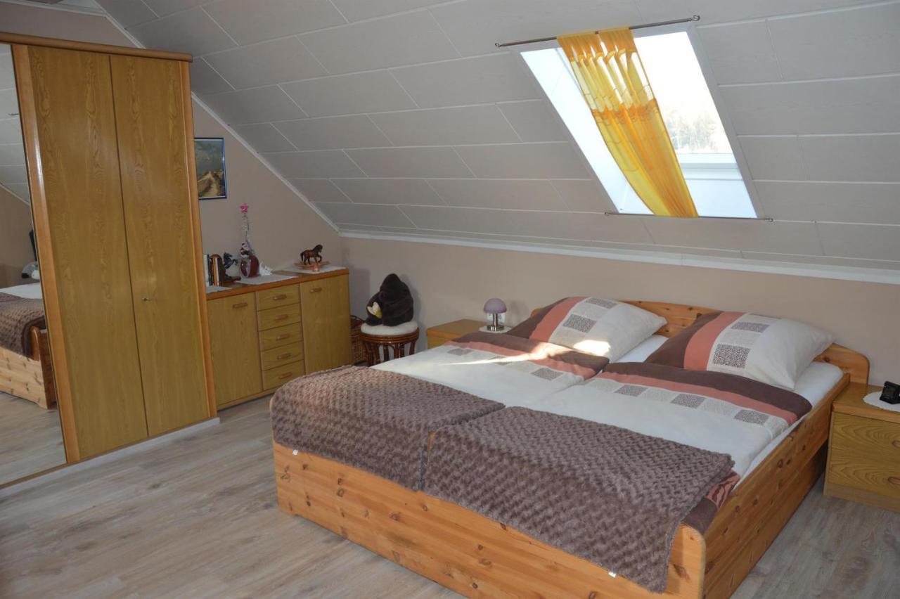 Ferienwohnung Auszeit Waxweiler 外观 照片